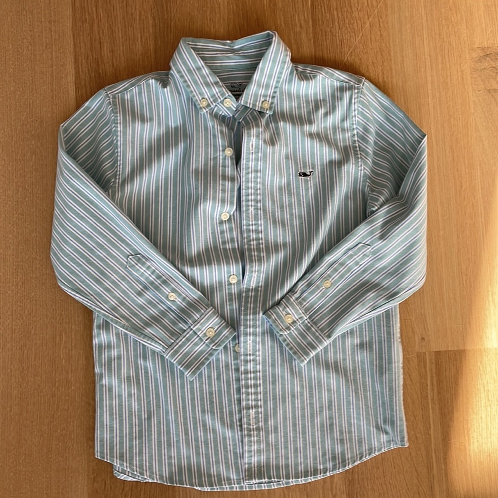 Vineyard Vines boys performance button down